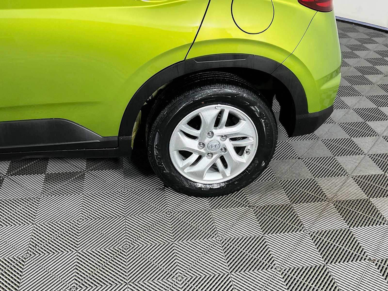 2024 Hyundai Venue SE - Photo 29