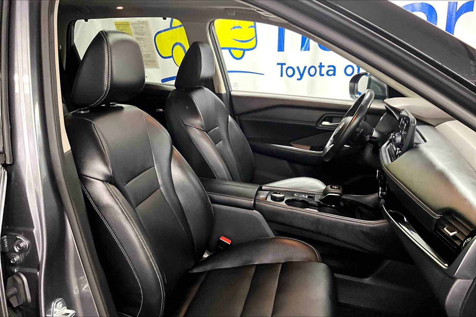 2023 Nissan Rogue SL - Photo 11