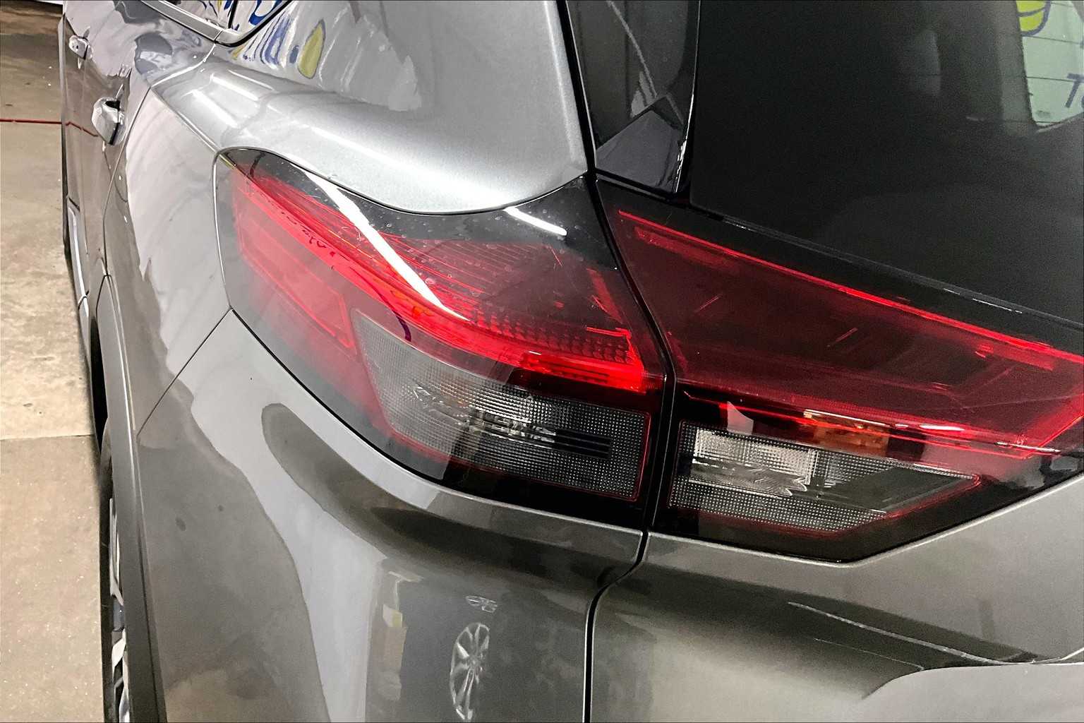 2023 Nissan Rogue SL - Photo 34
