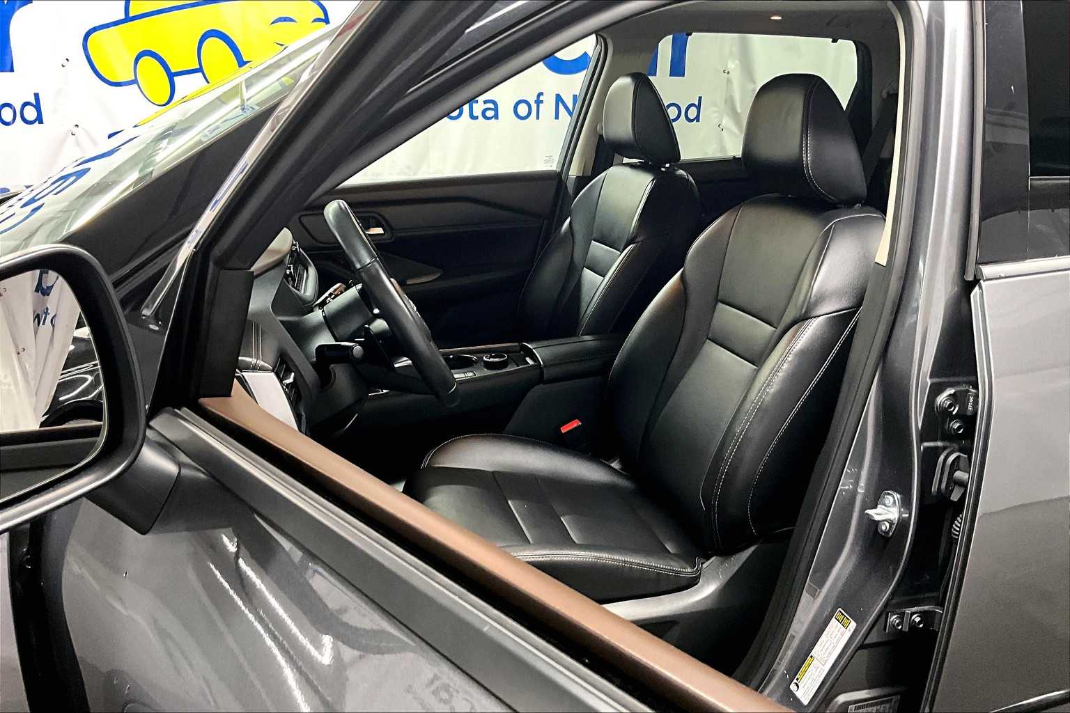 2023 Nissan Rogue SL - Photo 10