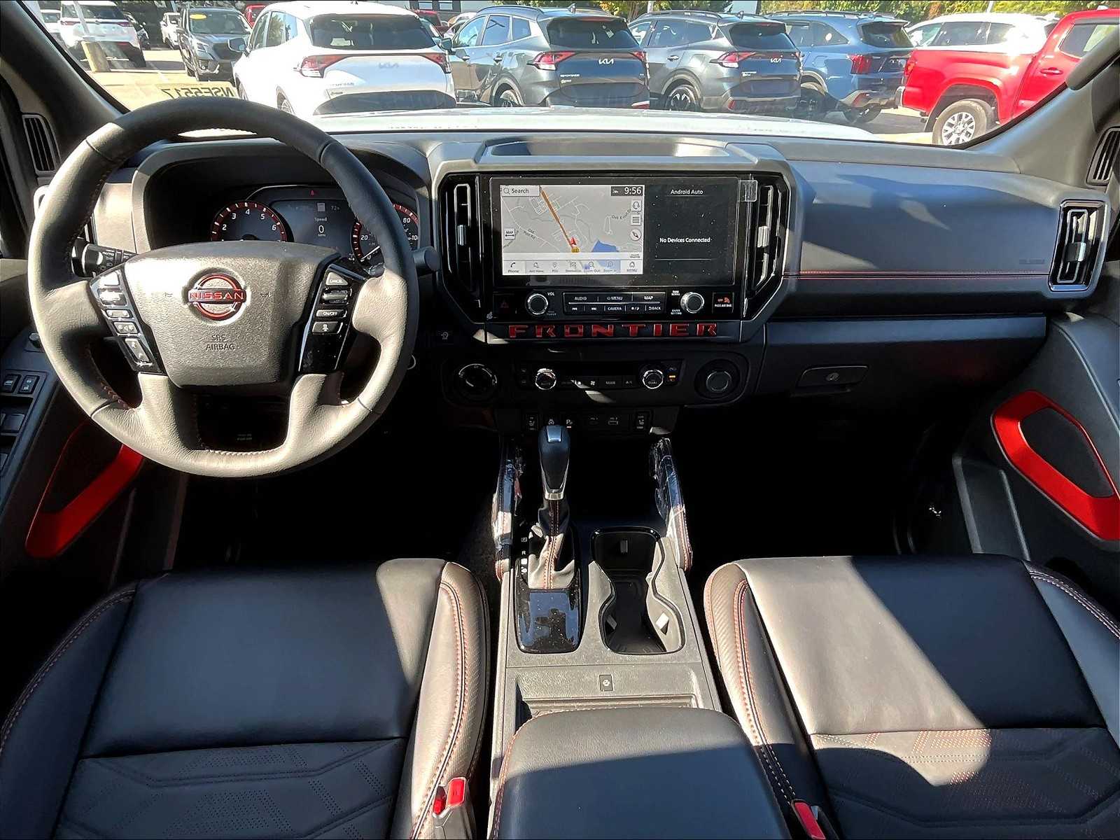 2025 Nissan Frontier PRO-4X - Photo 12