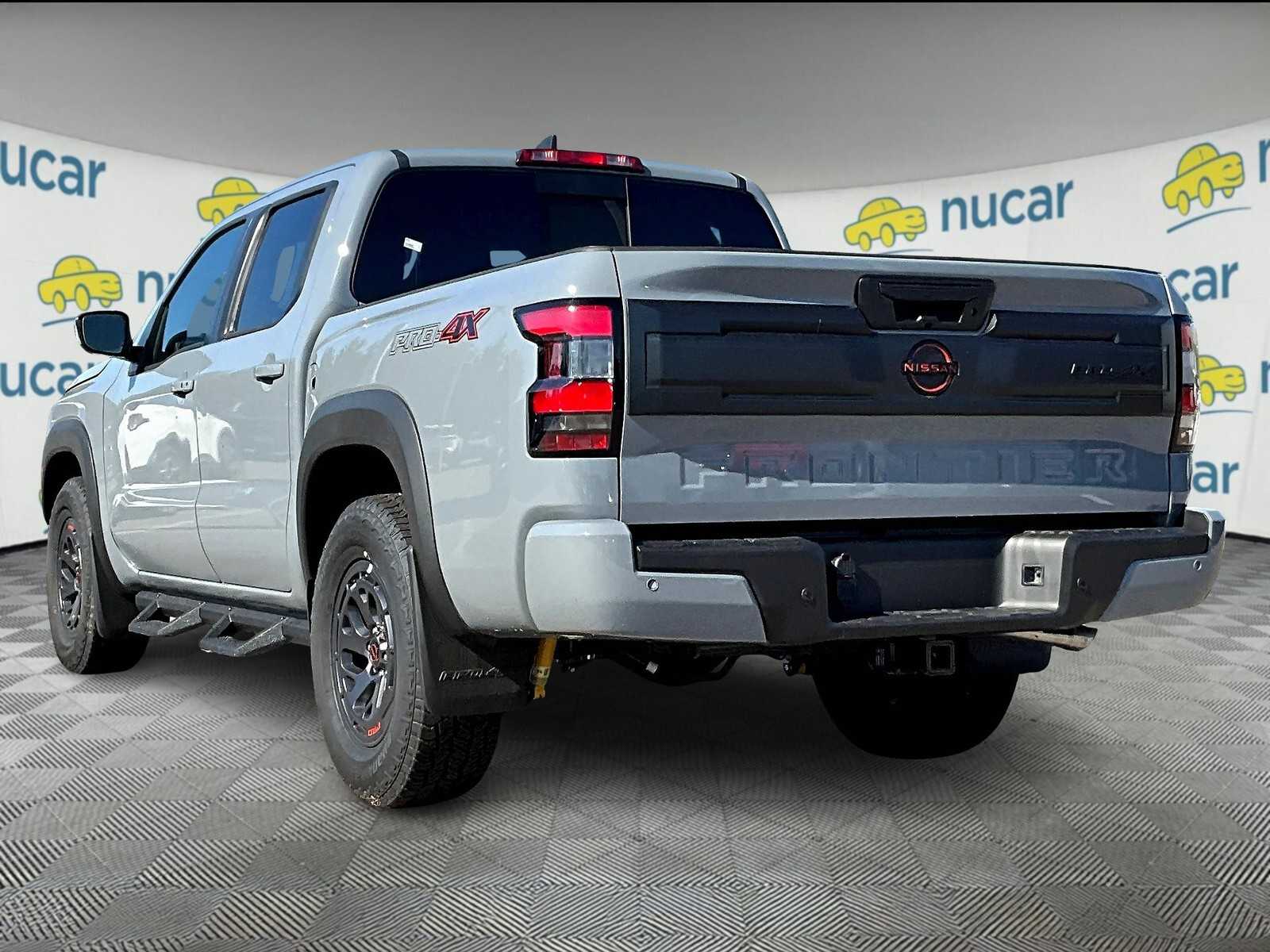 2025 Nissan Frontier PRO-4X - Photo 5