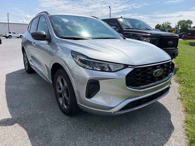 2024 Ford Escape ST-Line - Photo 1
