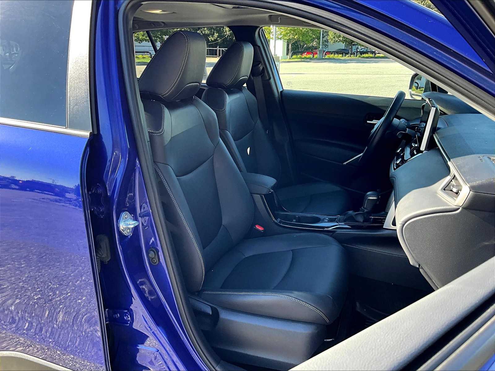 2023 Toyota Corolla Cross XLE - Photo 11