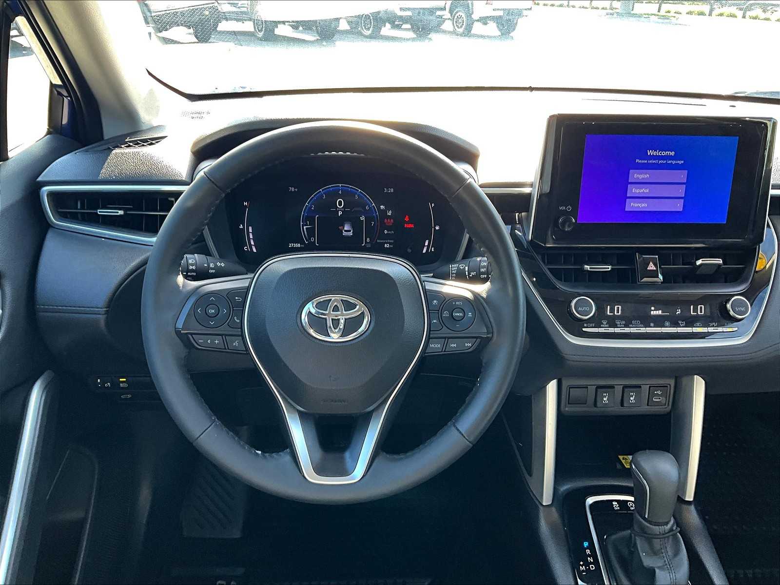 2023 Toyota Corolla Cross XLE - Photo 17