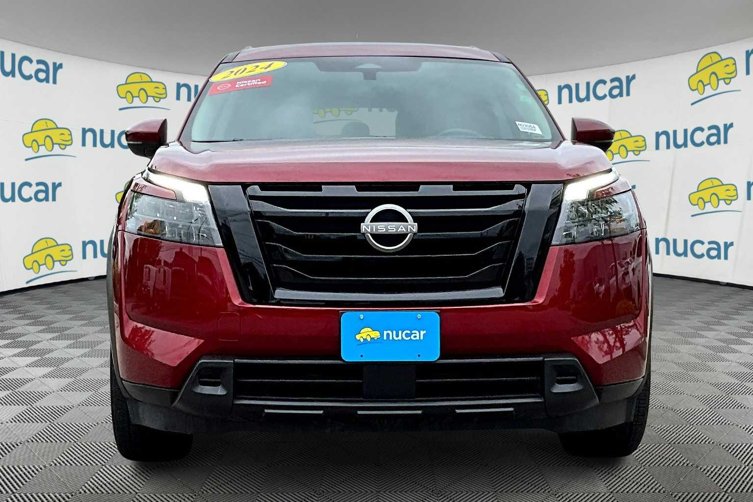 2024 Nissan Pathfinder SV - Photo 2