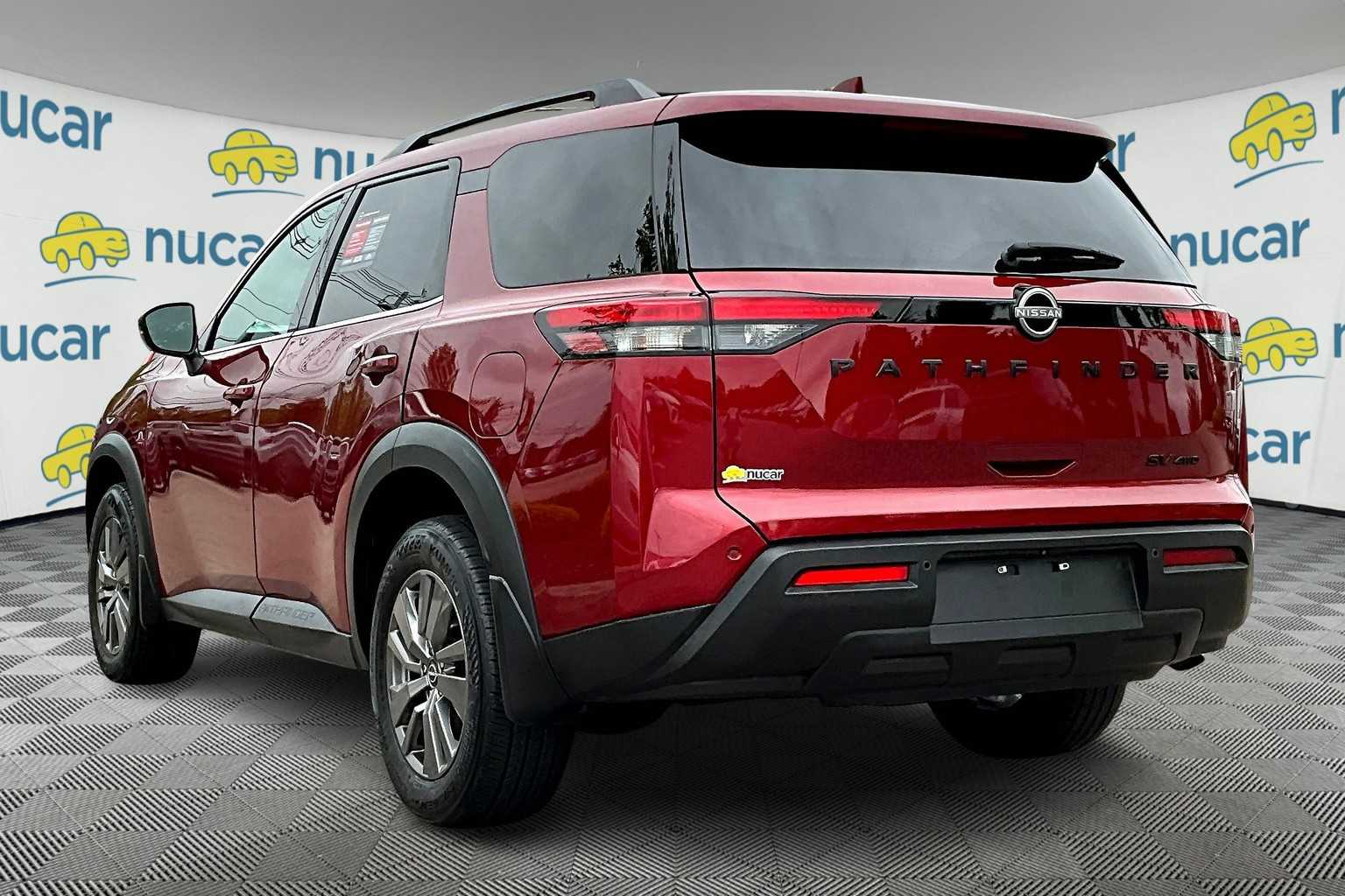 2024 Nissan Pathfinder SV - Photo 4