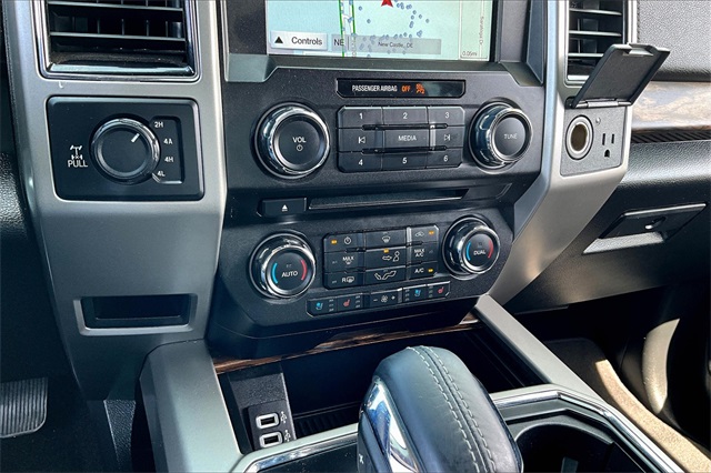 2018 Ford F-150 Lariat - Photo 22