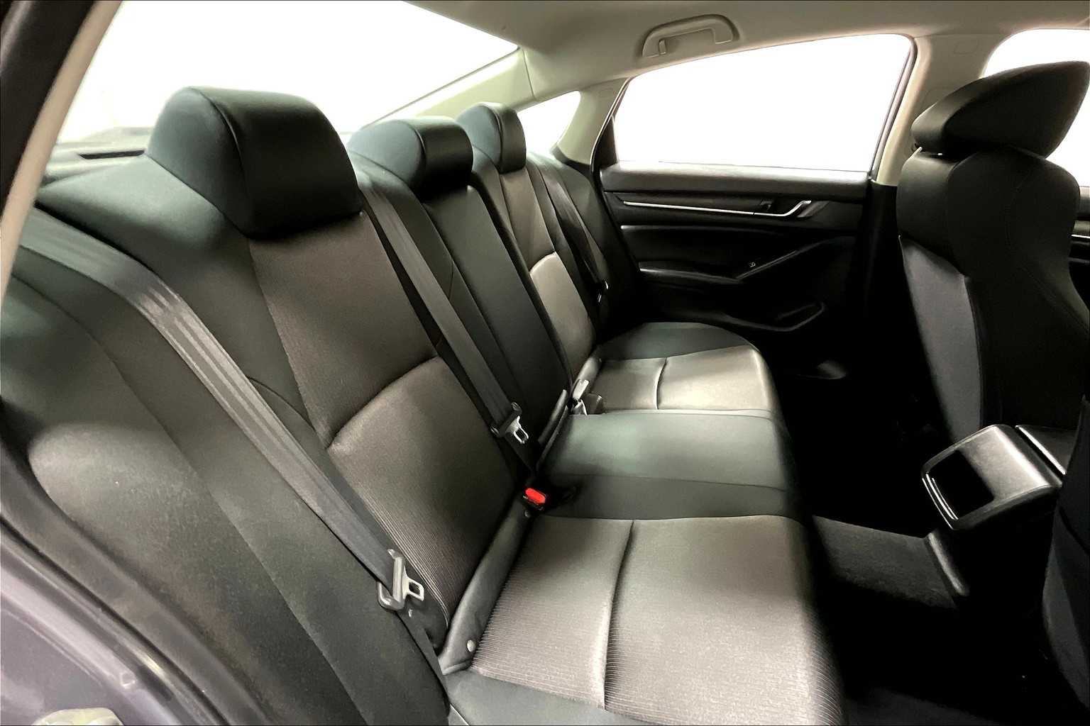 2020 Honda Accord LX - Photo 16