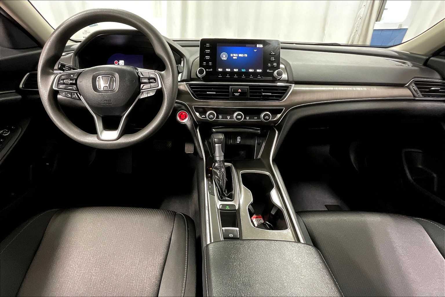 2020 Honda Accord LX - Photo 21
