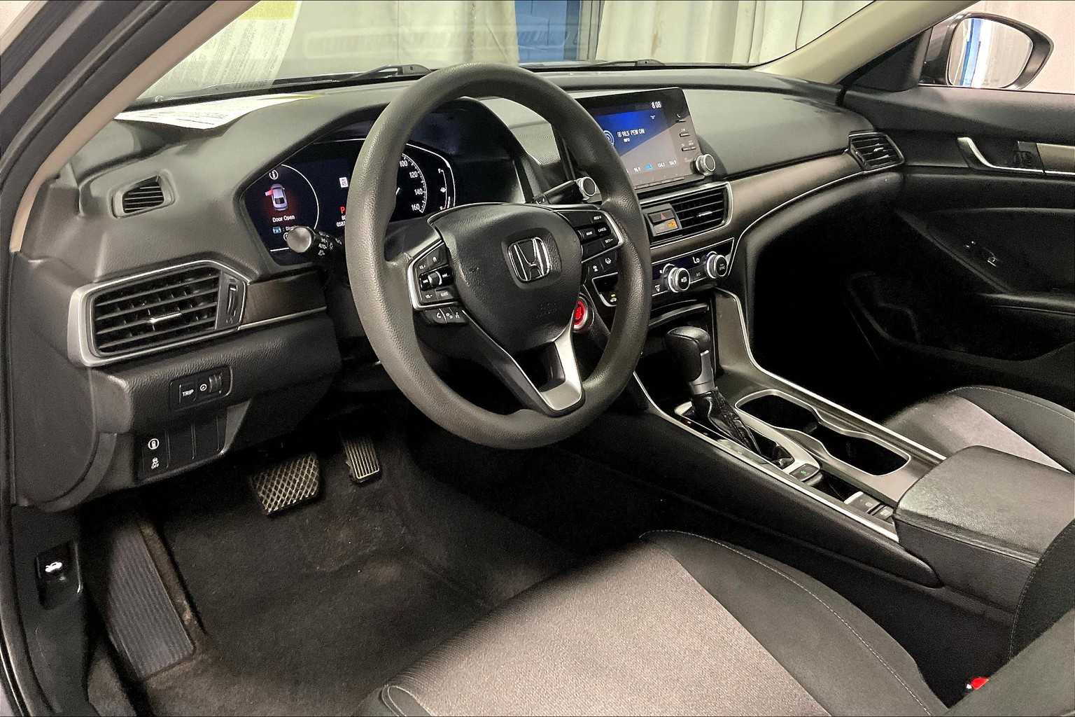 2020 Honda Accord LX - Photo 8