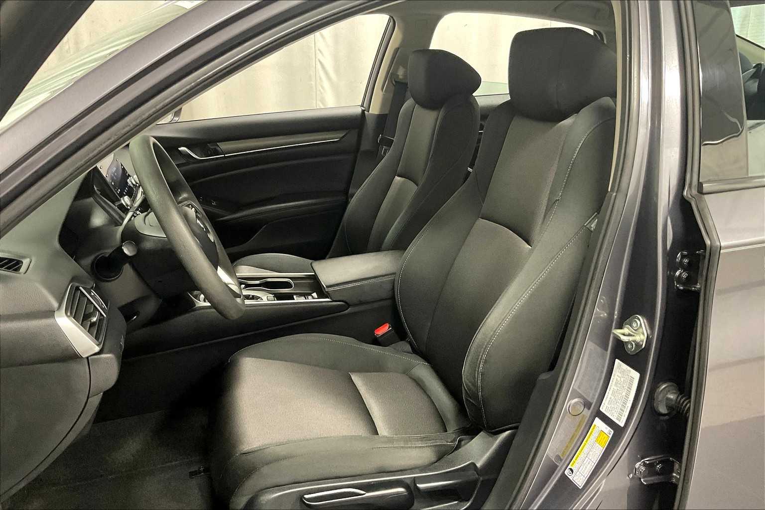 2020 Honda Accord LX - Photo 10