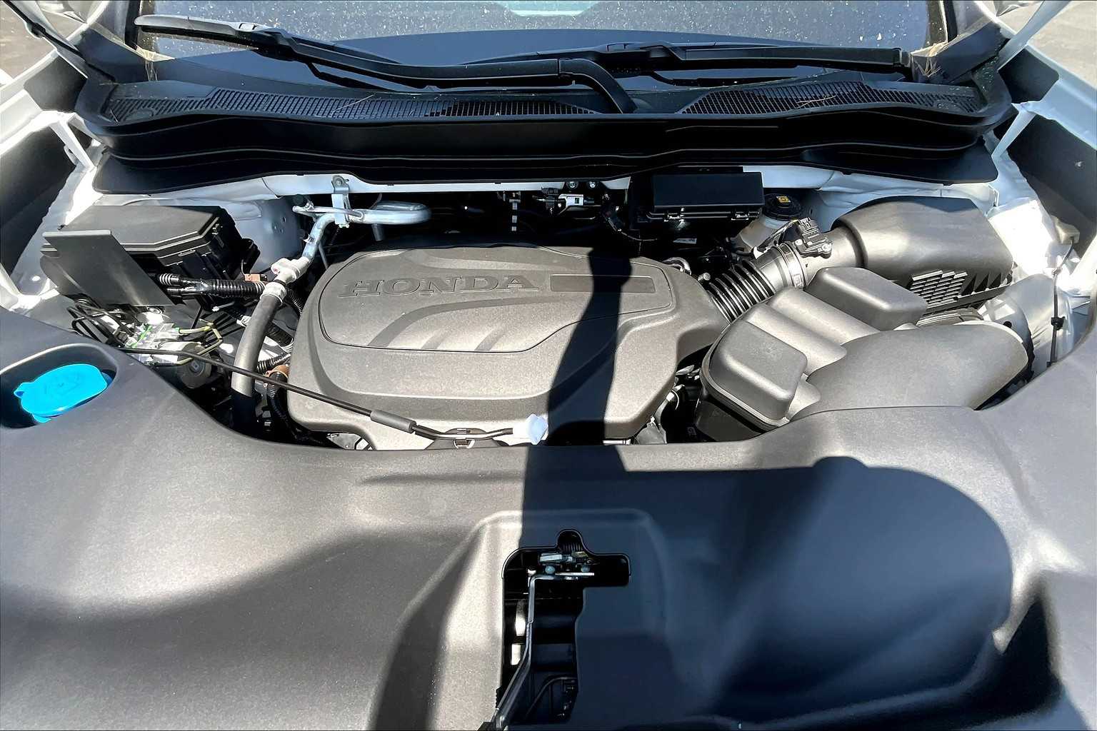 2025 Honda Ridgeline Black Edition - Photo 16