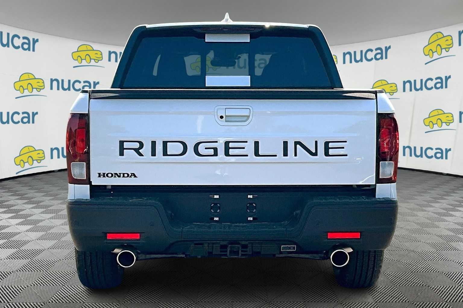 2025 Honda Ridgeline Black Edition - Photo 6