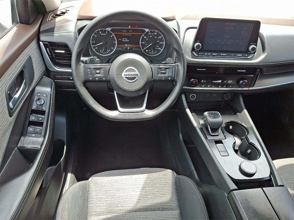 2021 Nissan Rogue SV - Photo 11