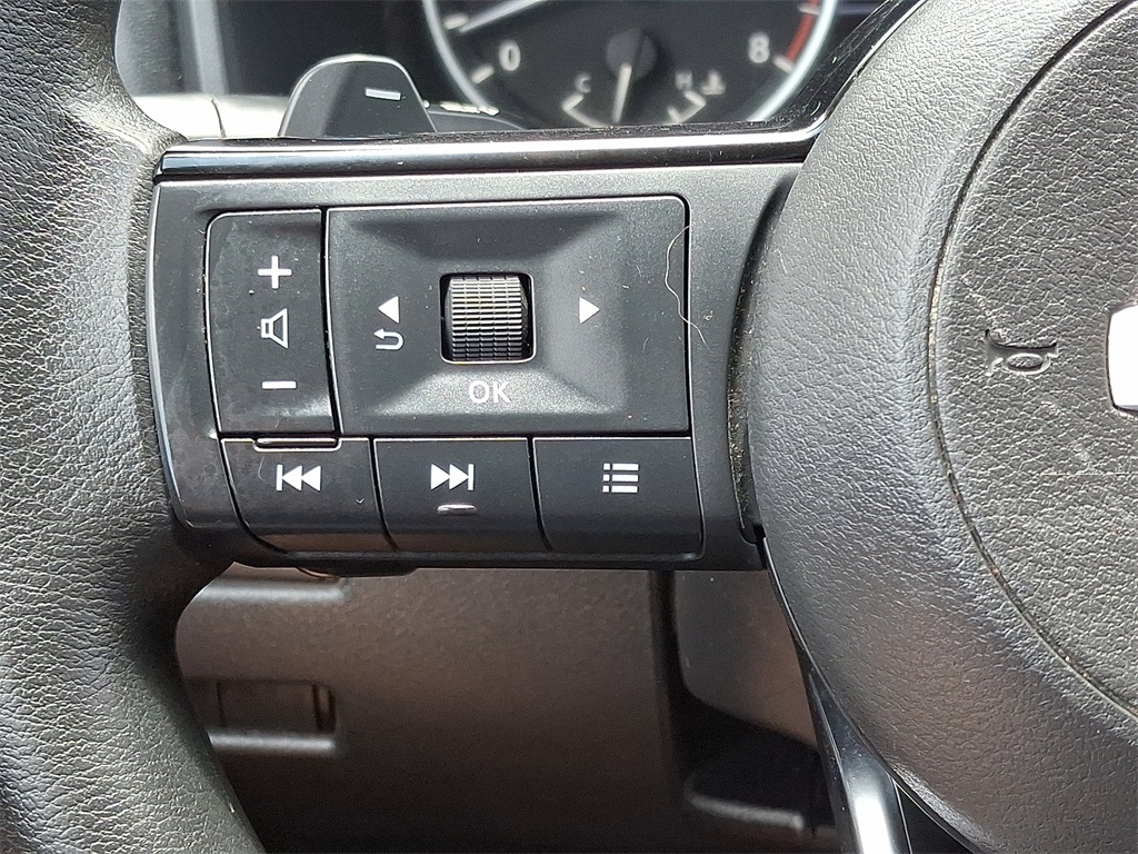 2021 Nissan Rogue SV - Photo 20