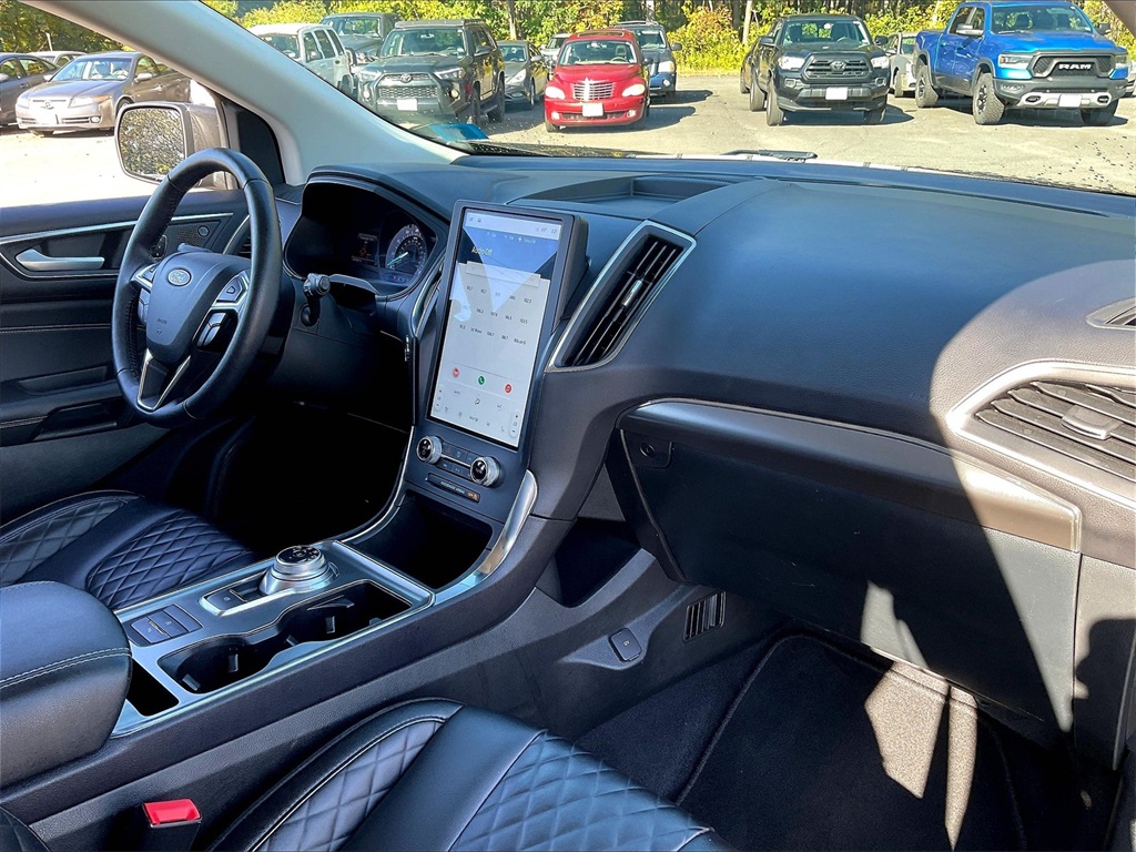 2023 Ford Edge Titanium - Photo 13