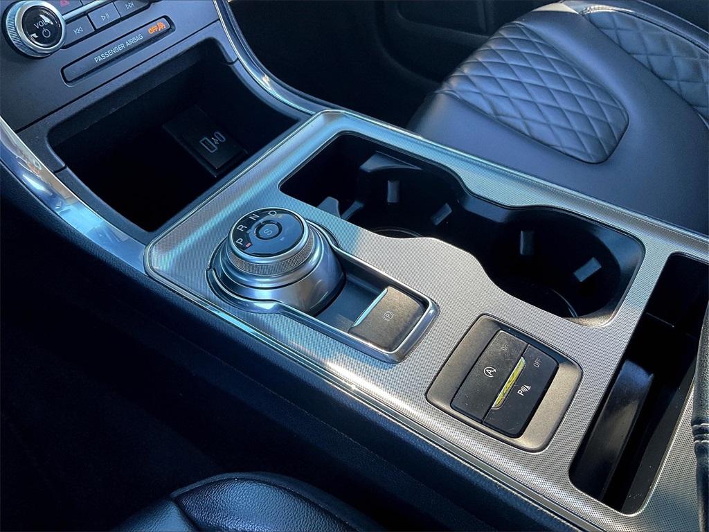 2023 Ford Edge Titanium - Photo 19