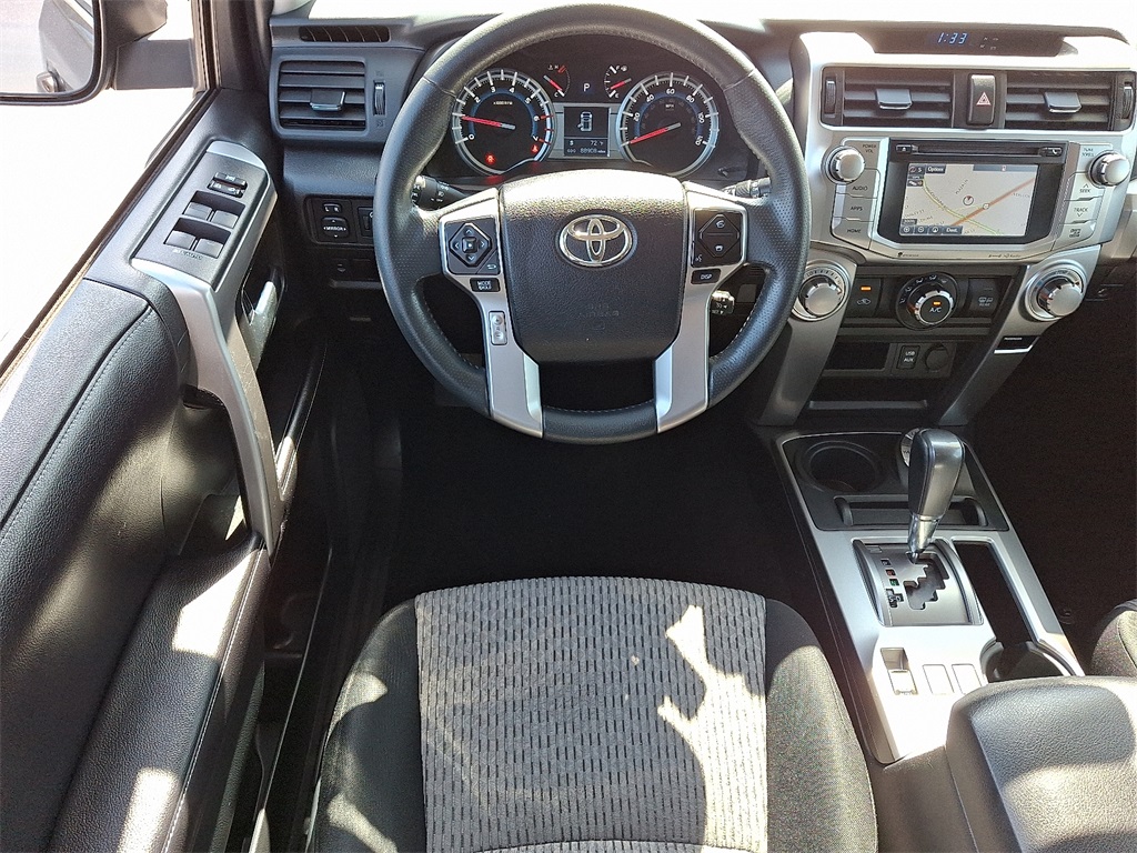 2016 Toyota 4Runner SR5 - Photo 12