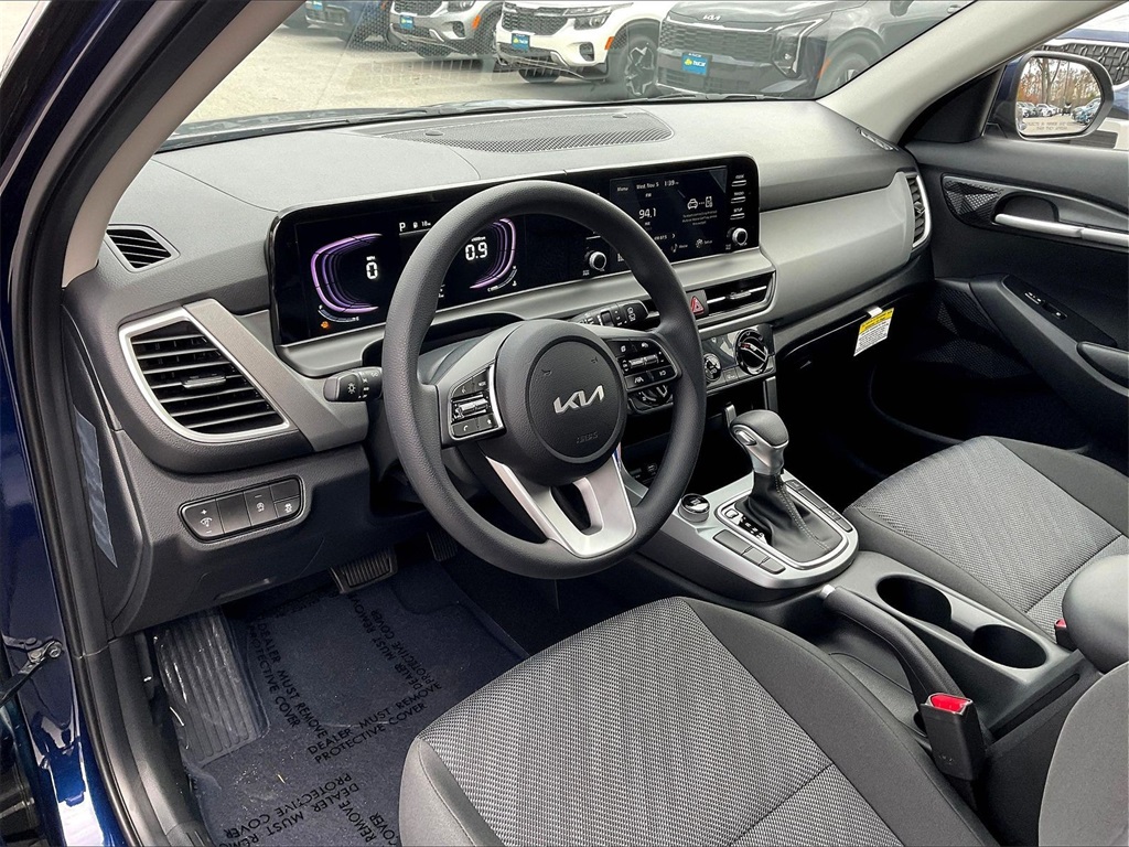 2026 Kia Seltos LX - Photo 9