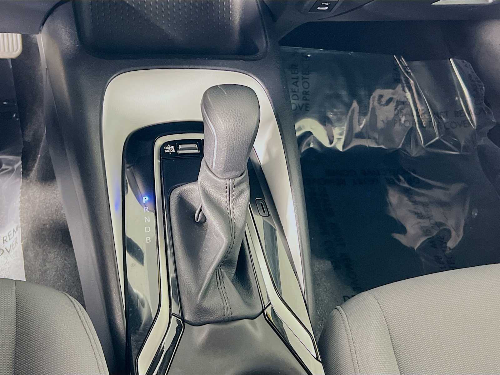 2024 Toyota Corolla SE - Photo 17