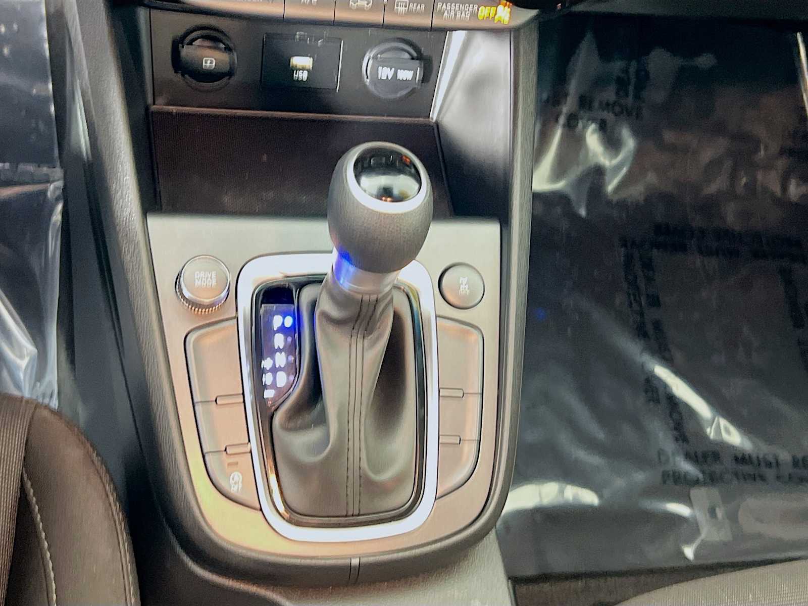 2022 Hyundai Kona SEL - Photo 16