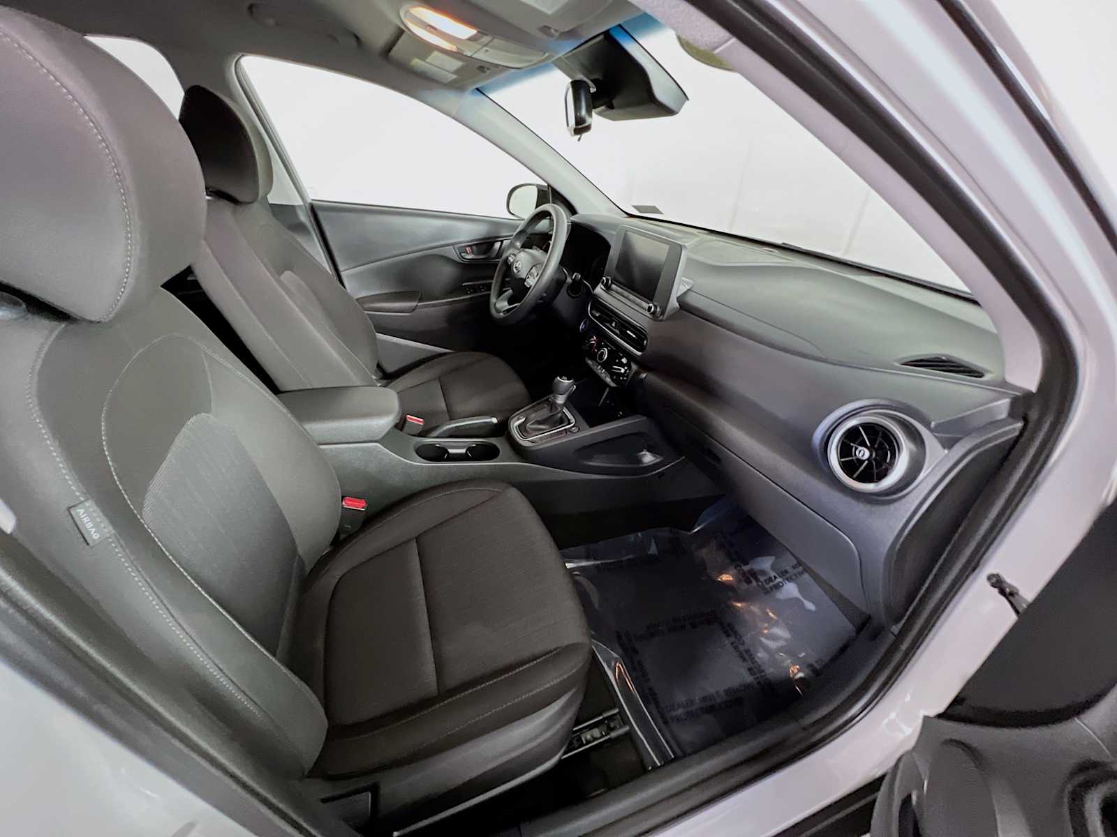 2022 Hyundai Kona SEL - Photo 26