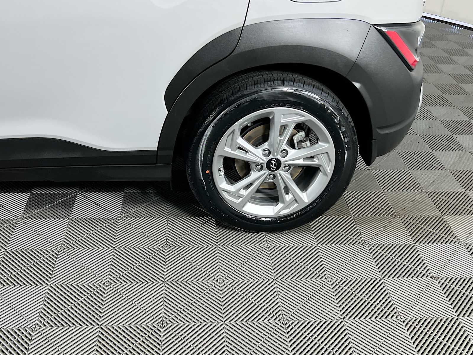 2022 Hyundai Kona SEL - Photo 29