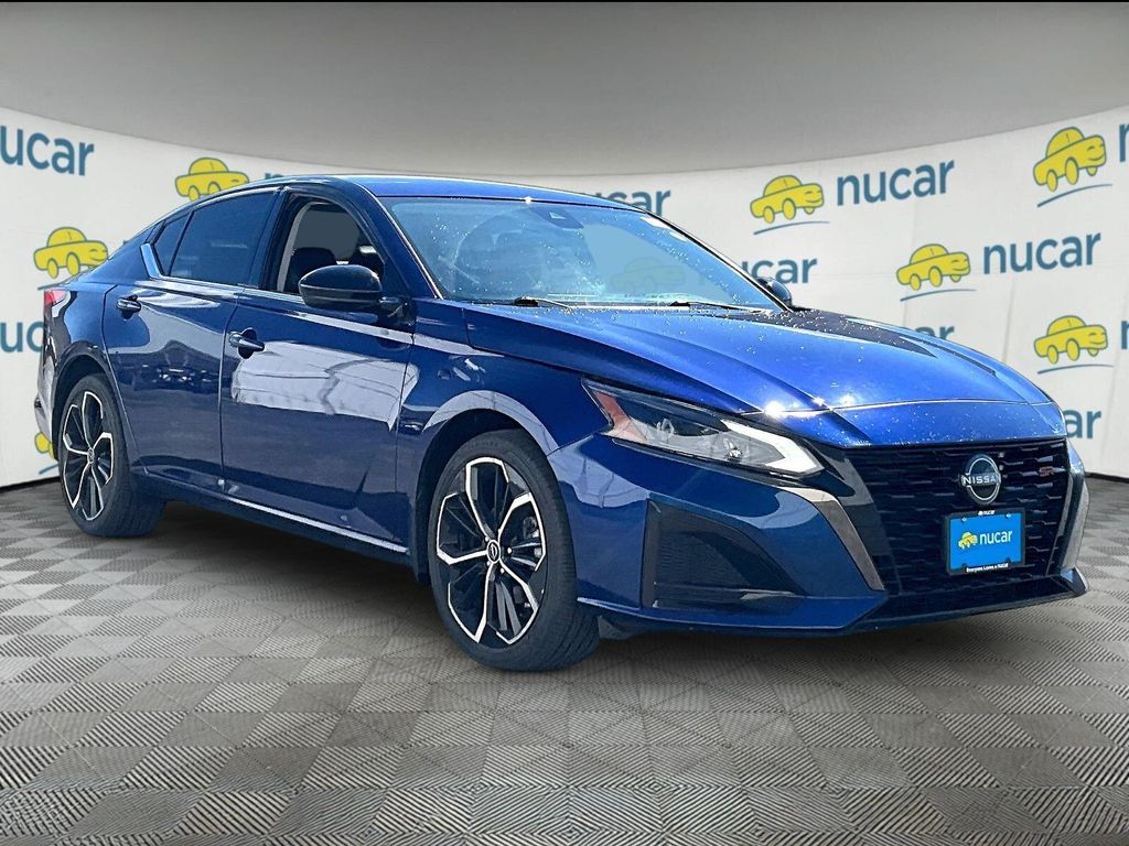 2023 Nissan Altima 2.5 SR