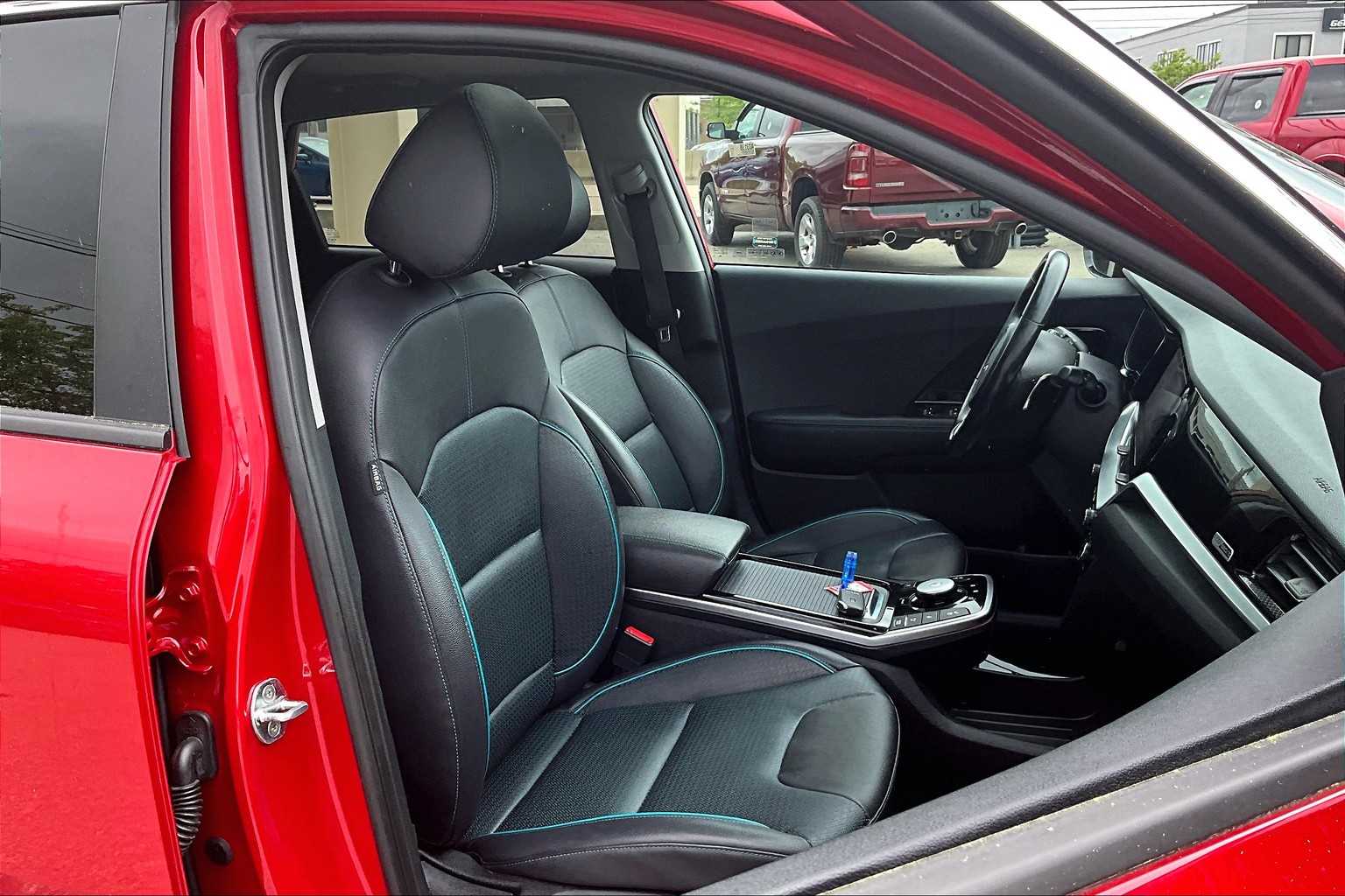 2022 Kia Niro EV EX Premium - Photo 11