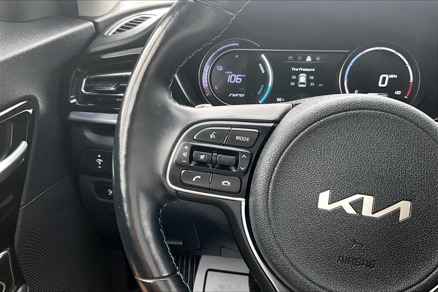 2022 Kia Niro EV EX Premium - Photo 23