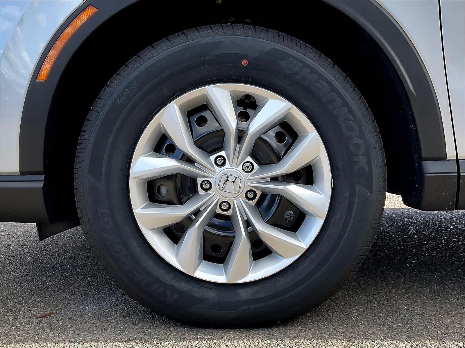 2026 Honda CR-V LX - Photo 8