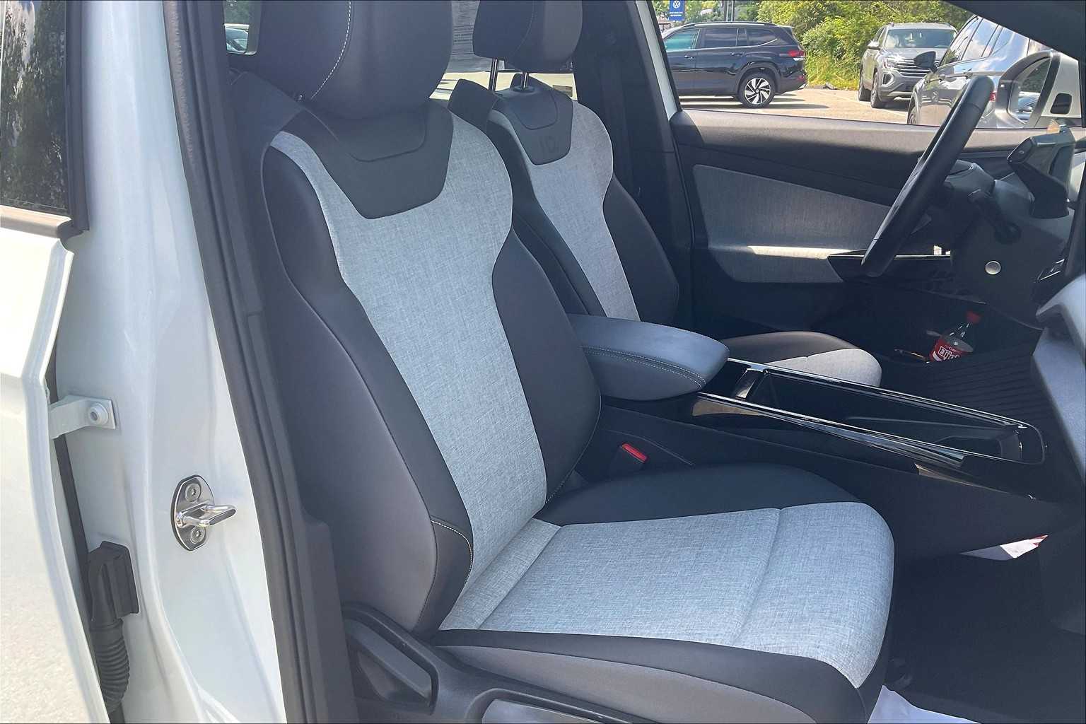 2024 Volkswagen ID.4 Standard - Photo 11