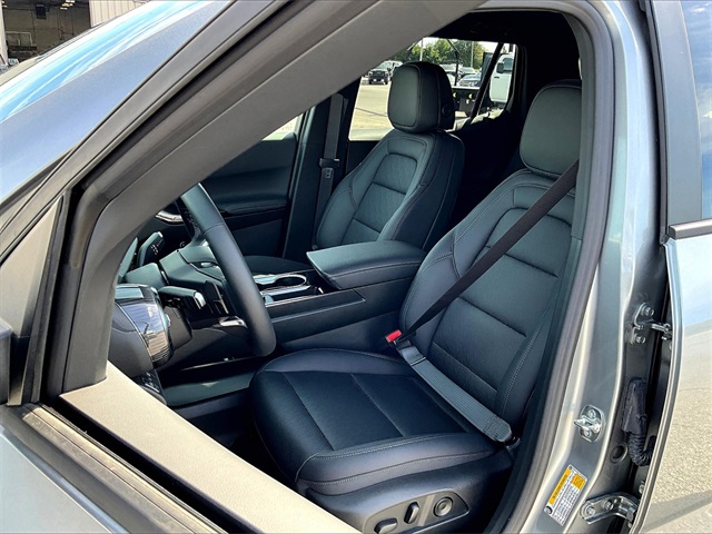 2026 Chevrolet Equinox LT - Photo 9