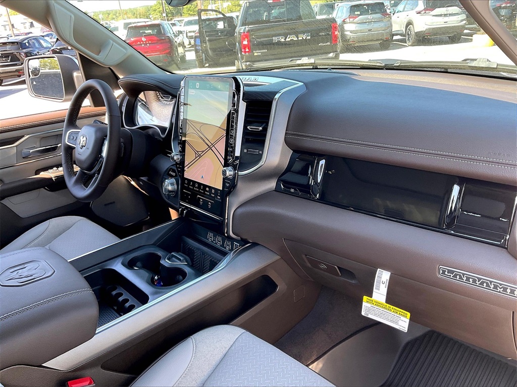 2026 Ram 1500 Laramie - Photo 10