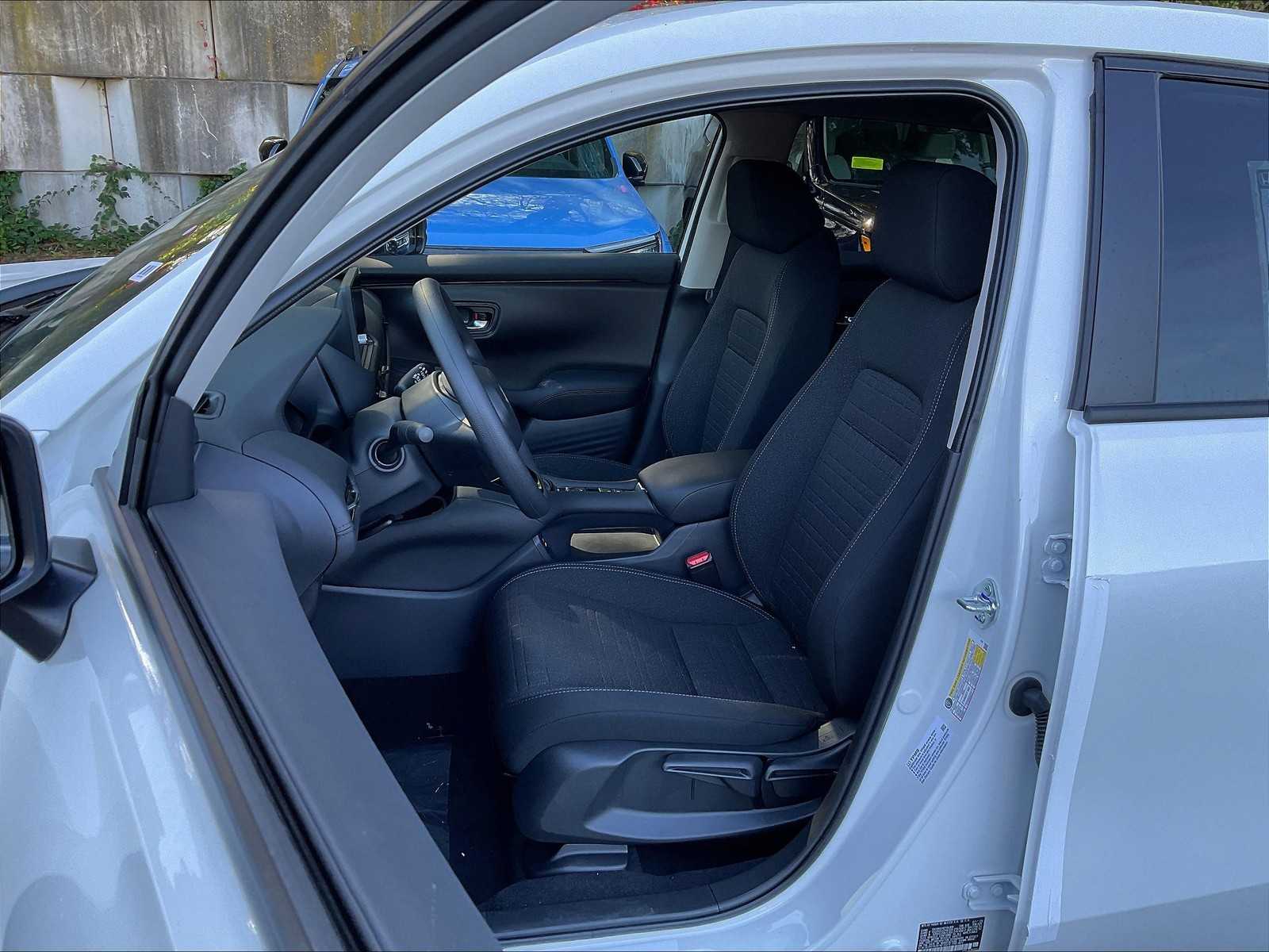 2026 Honda HR-V LX - Photo 11