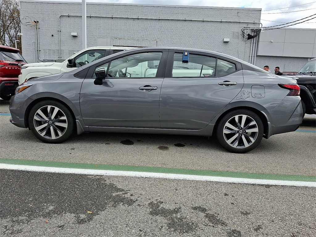 2020 Nissan Versa 1.6 SR - Photo 4