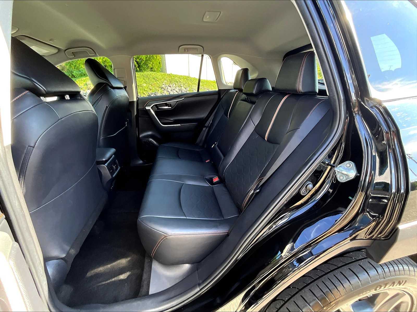 2024 Toyota RAV4 Adventure - Photo 15