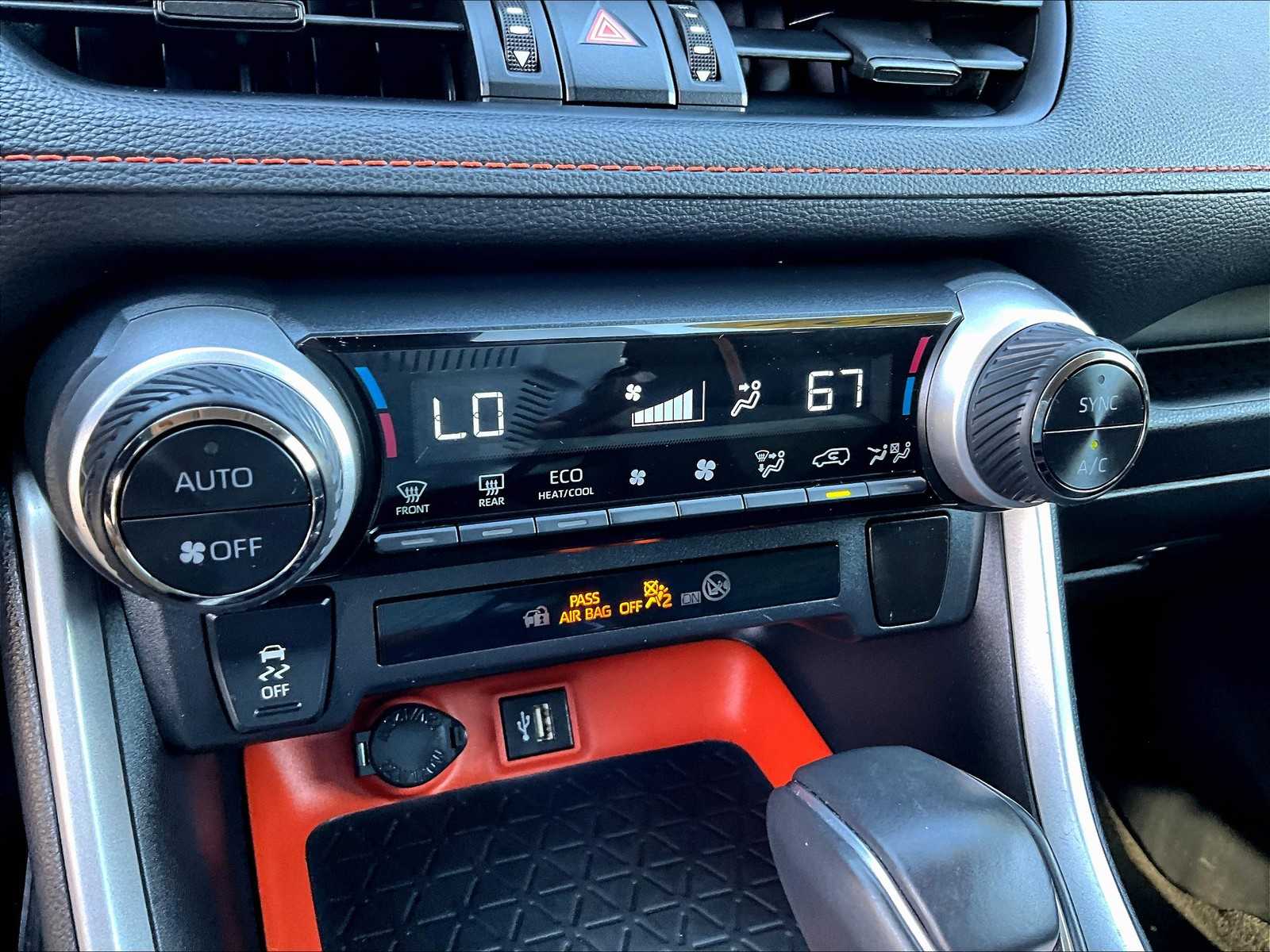 2024 Toyota RAV4 Adventure - Photo 26