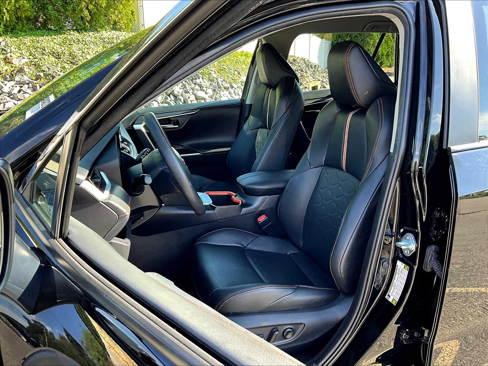 2024 Toyota RAV4 Adventure - Photo 10