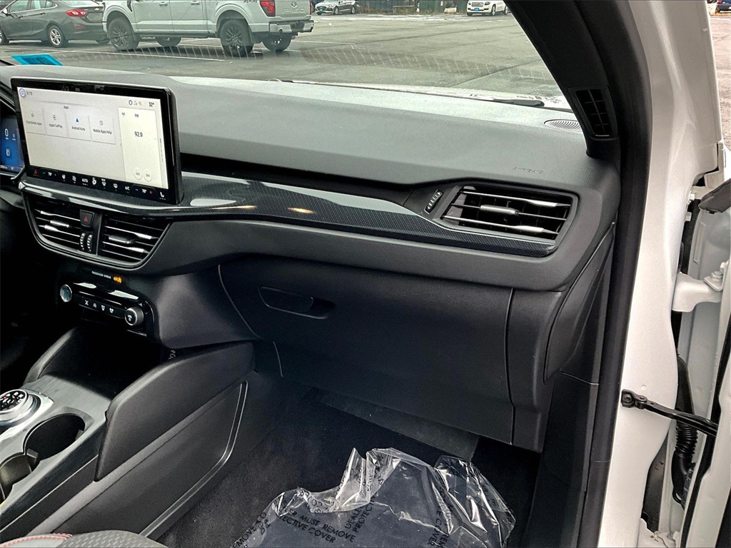 2024 Ford Escape ST-Line Select - Photo 13