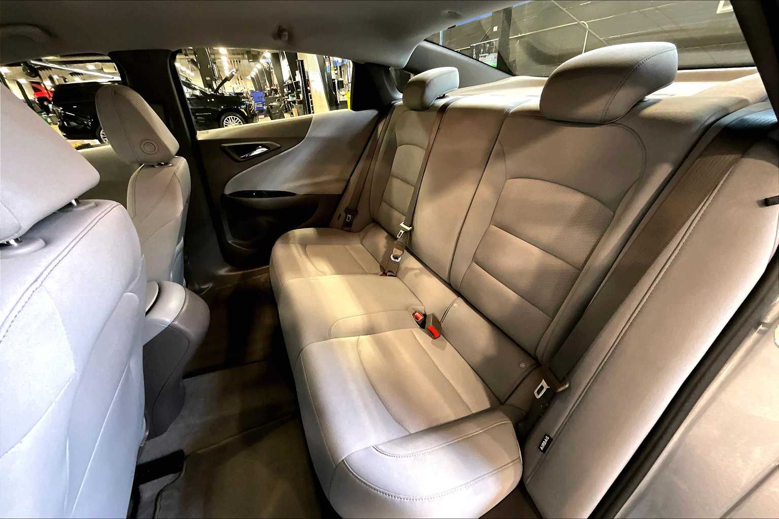 2023 Chevrolet Malibu LS - Photo 15