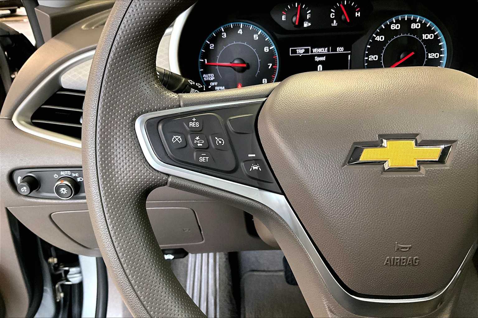 2023 Chevrolet Malibu LS - Photo 23