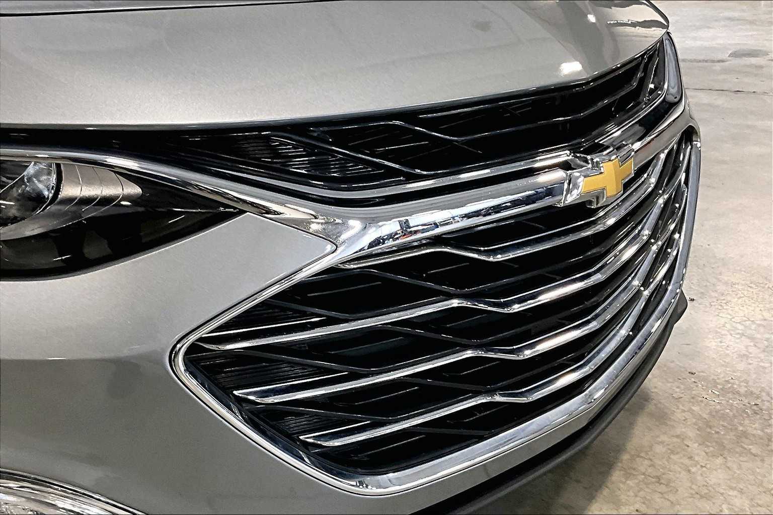 2023 Chevrolet Malibu LS - Photo 32