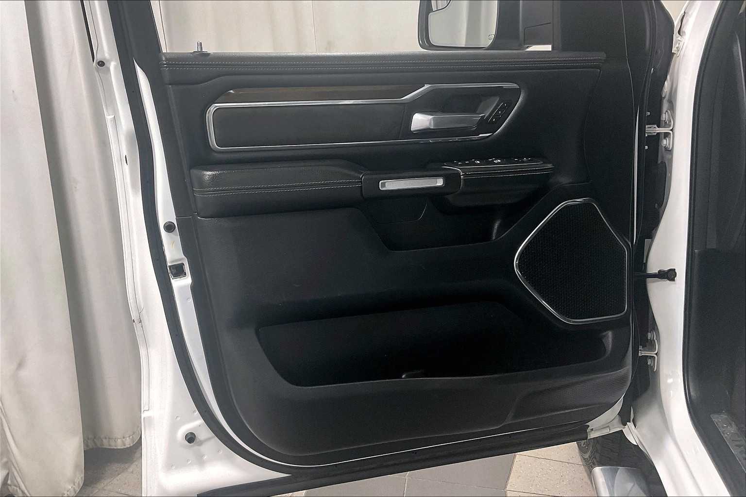 2021 Ram 1500 Laramie - Photo 9