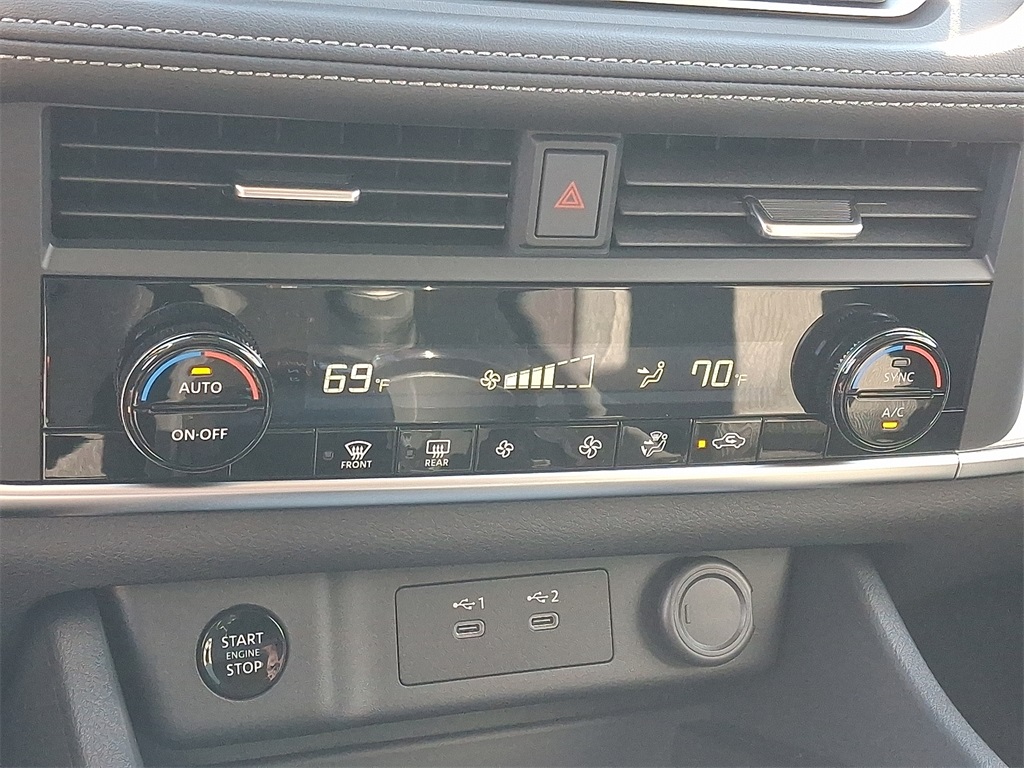 2026 Nissan Rogue SV - Photo 11