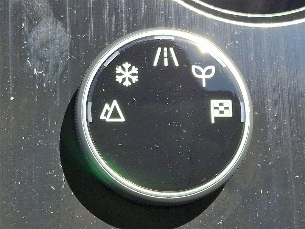 2026 Nissan Rogue SV - Photo 16