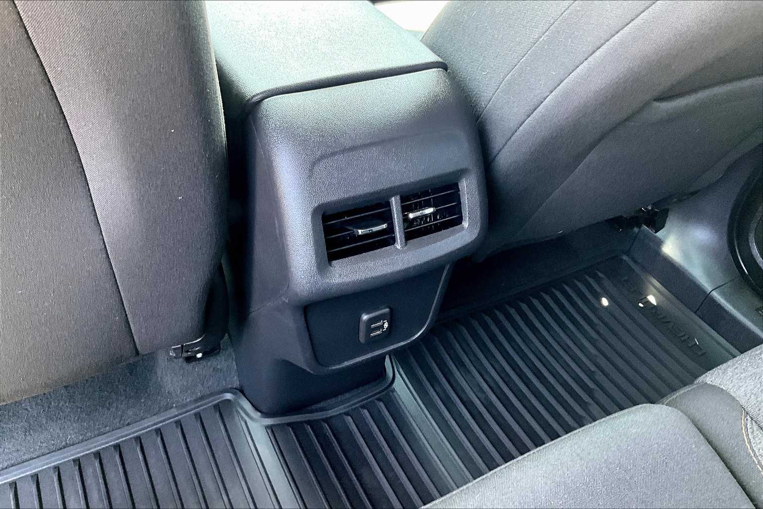 2023 Chevrolet Equinox LT - Photo 26
