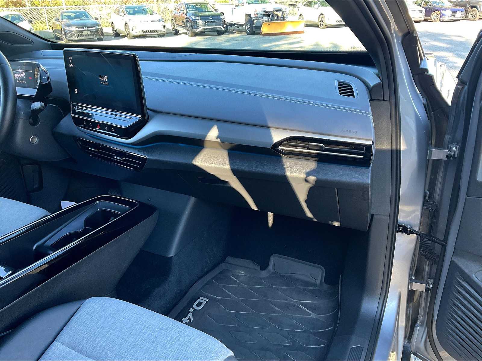 2023 Volkswagen ID.4 Pro - Photo 13