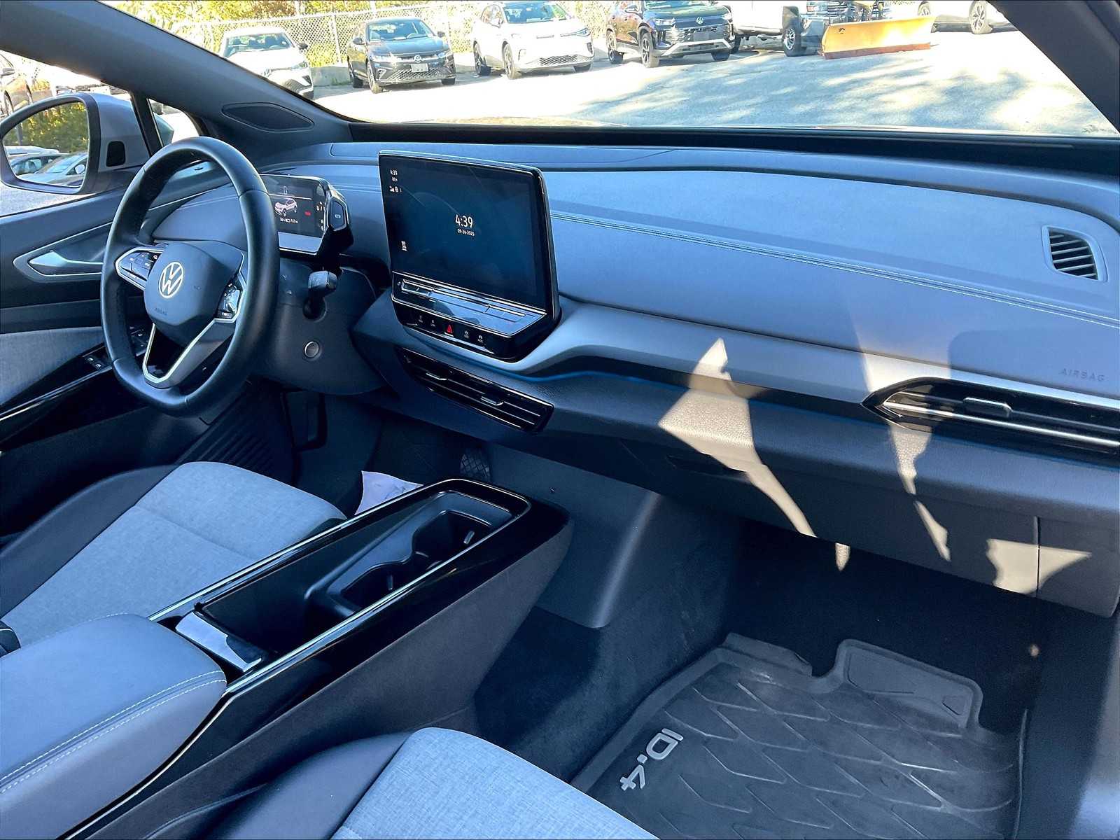 2023 Volkswagen ID.4 Pro - Photo 14